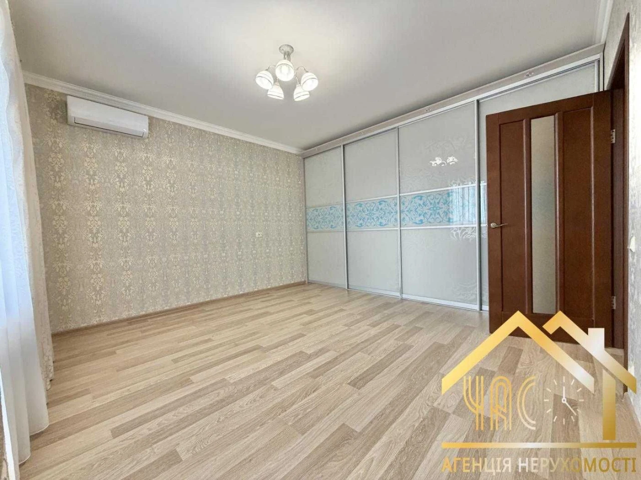 Без комиссии! Продается квартира на ул. Вячеслава Черновола в