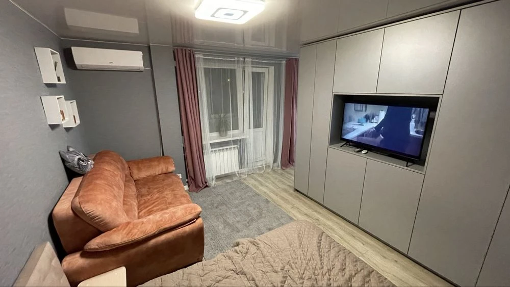 Квартира 1к. Робив для себе. В квартирі є все. Висока якість