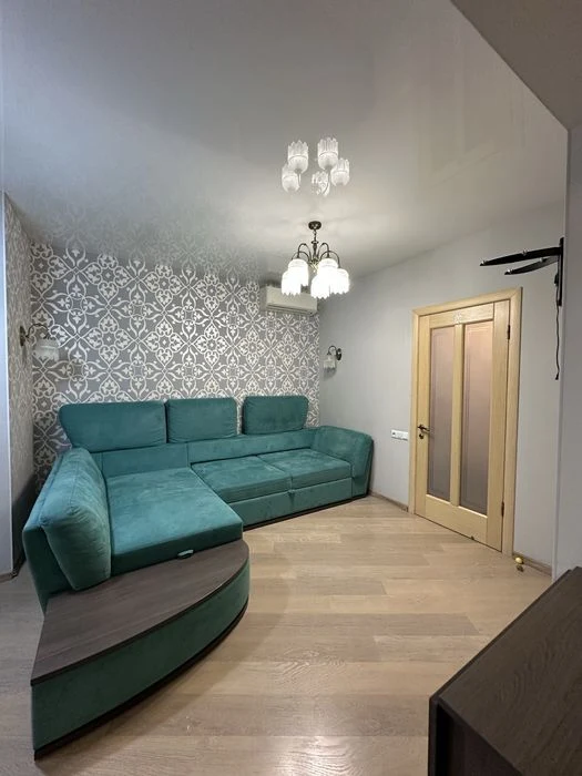 Продам 3-комн квартиру на Бреусе, Черемушки!