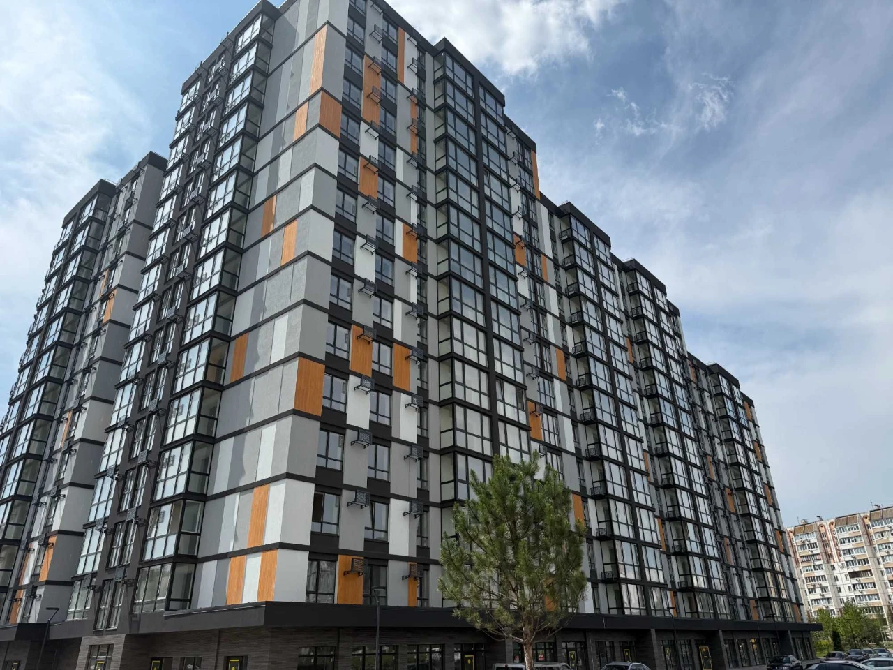 Продам готову квартиру в ЖК Атмосфера (ціна - 42000 дол.) з