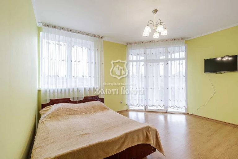 Квартира, 2к. Гарний стан. місто Вишневе Петра Дорошенка, 9