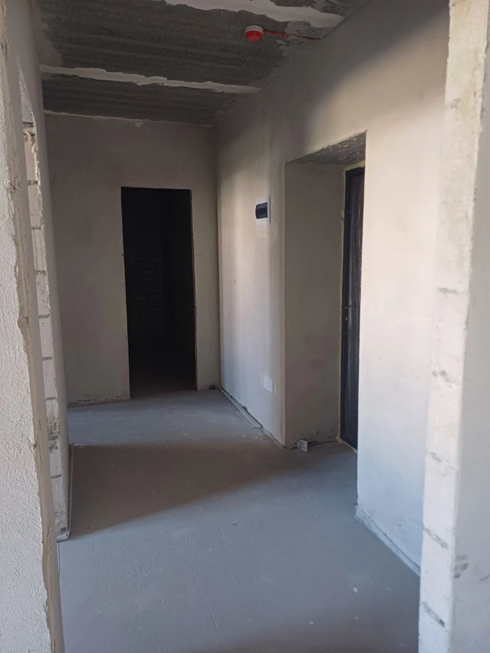 Продам 2к квартиру в зданому будинку Жк  Сади Вишневі
