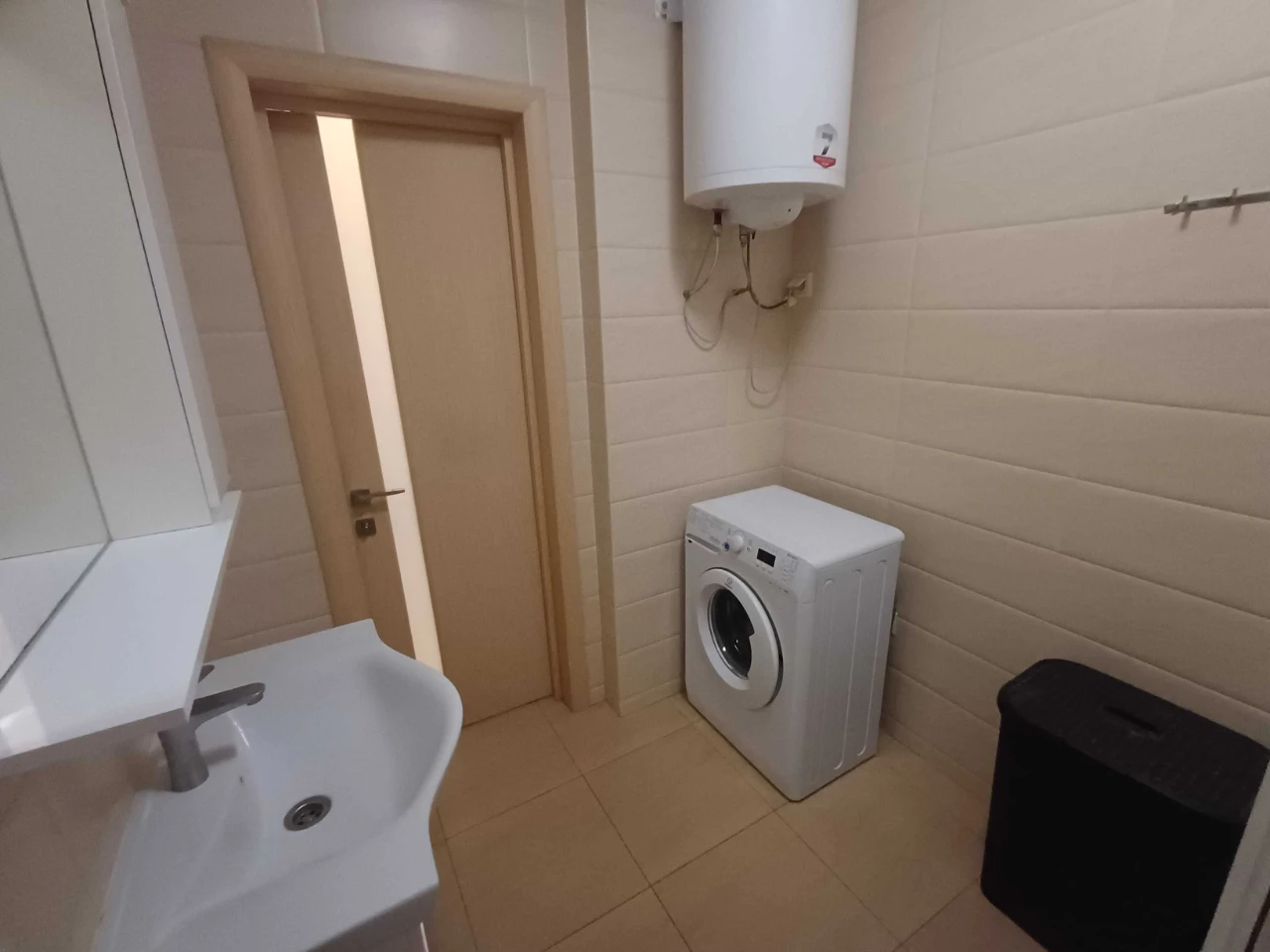 Spacious 1-bedroom apartment with renovation on the 5th floor, Lesya Ukrainka Street