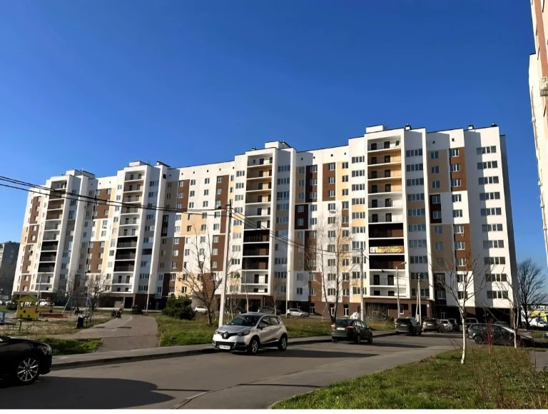 Продам  1-кімнатну  квартиру