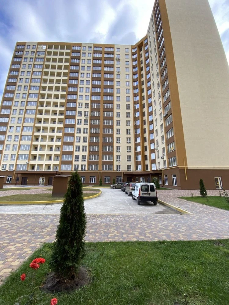 Держпрограми. Єоселя. 2 кімнатна квартира центр Вишневого ЖК