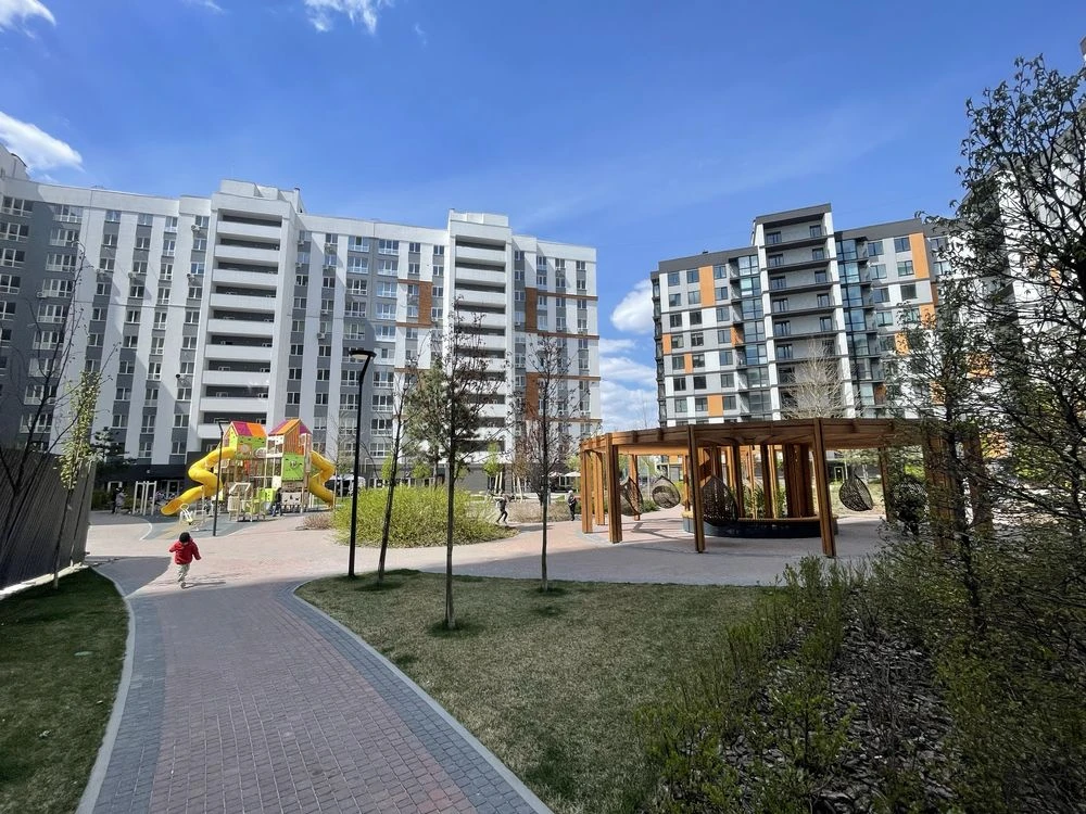 БЕЗ КОМІСІЇ Продаж чудової  1-к квартири з новим ремонтом в