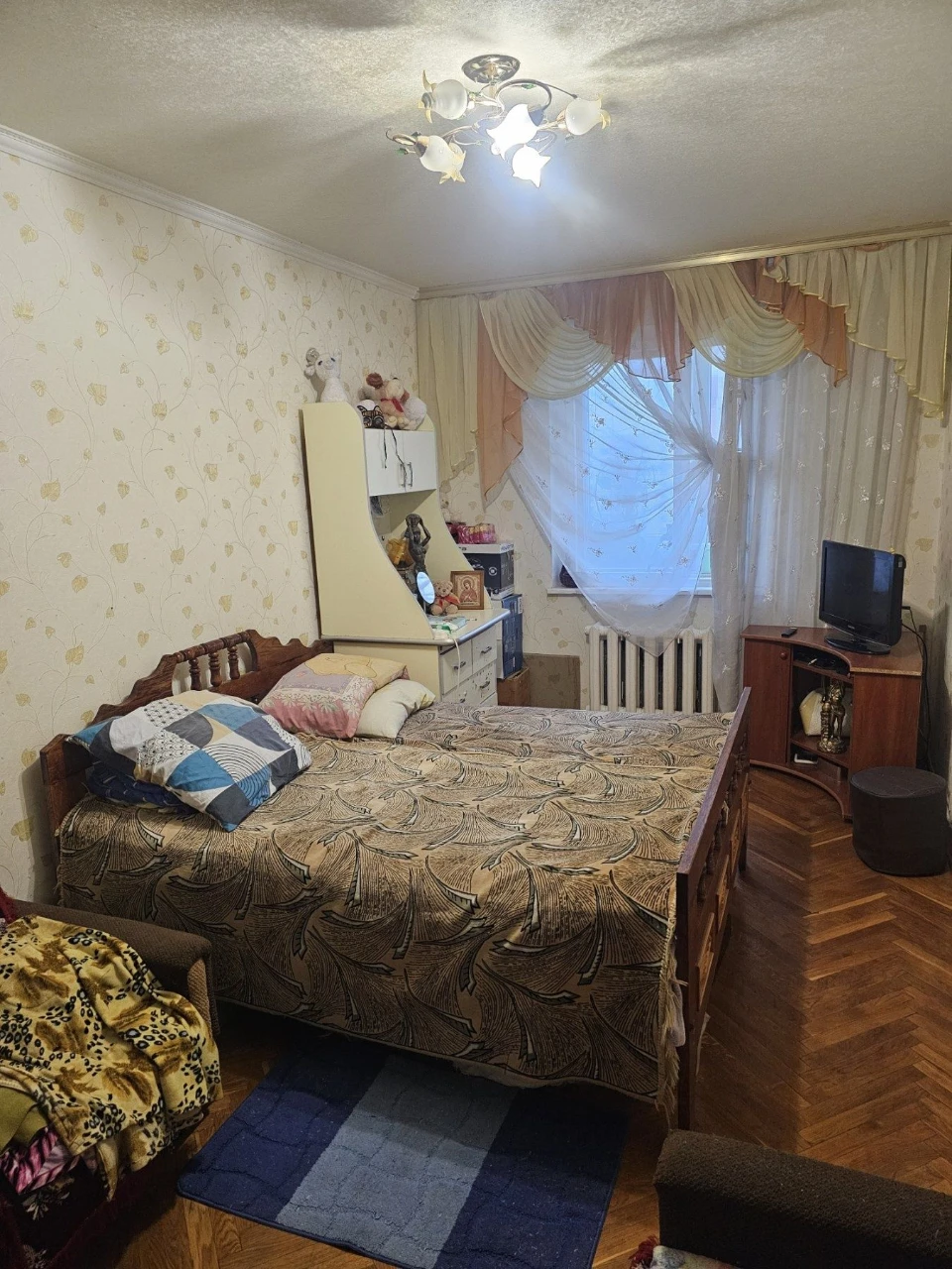Продаж 4-х кім. квартири по вул. Машинобудівників 1б, м. Виш