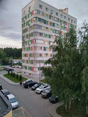ПРОДАМ 2 комнатную квартиру С РЕМОНТОМ