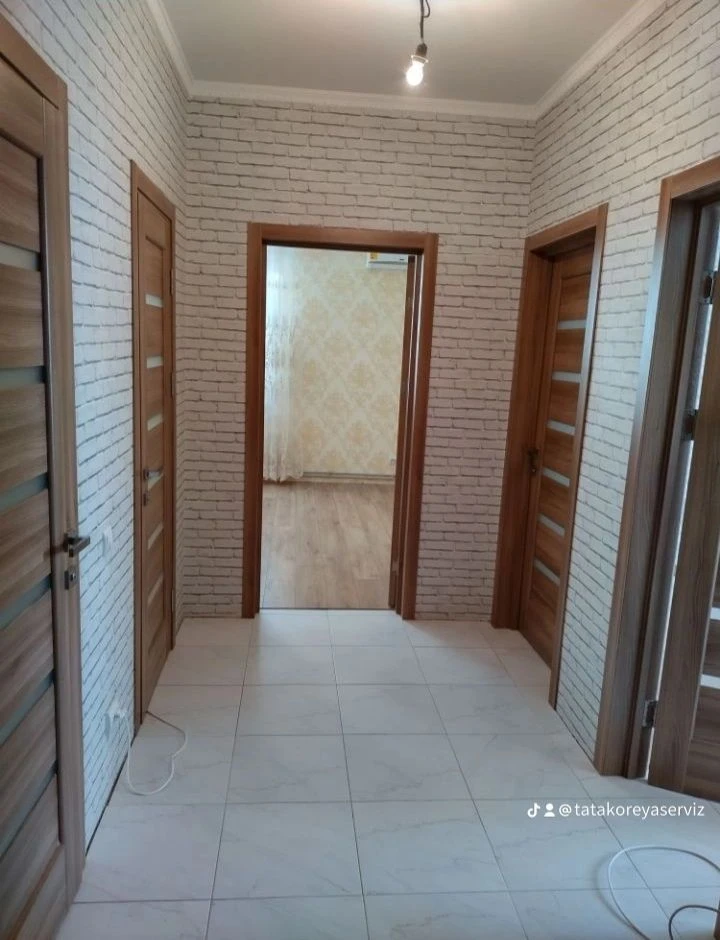 ПРОДАМ 2 комнатную квартиру С РЕМОНТОМ