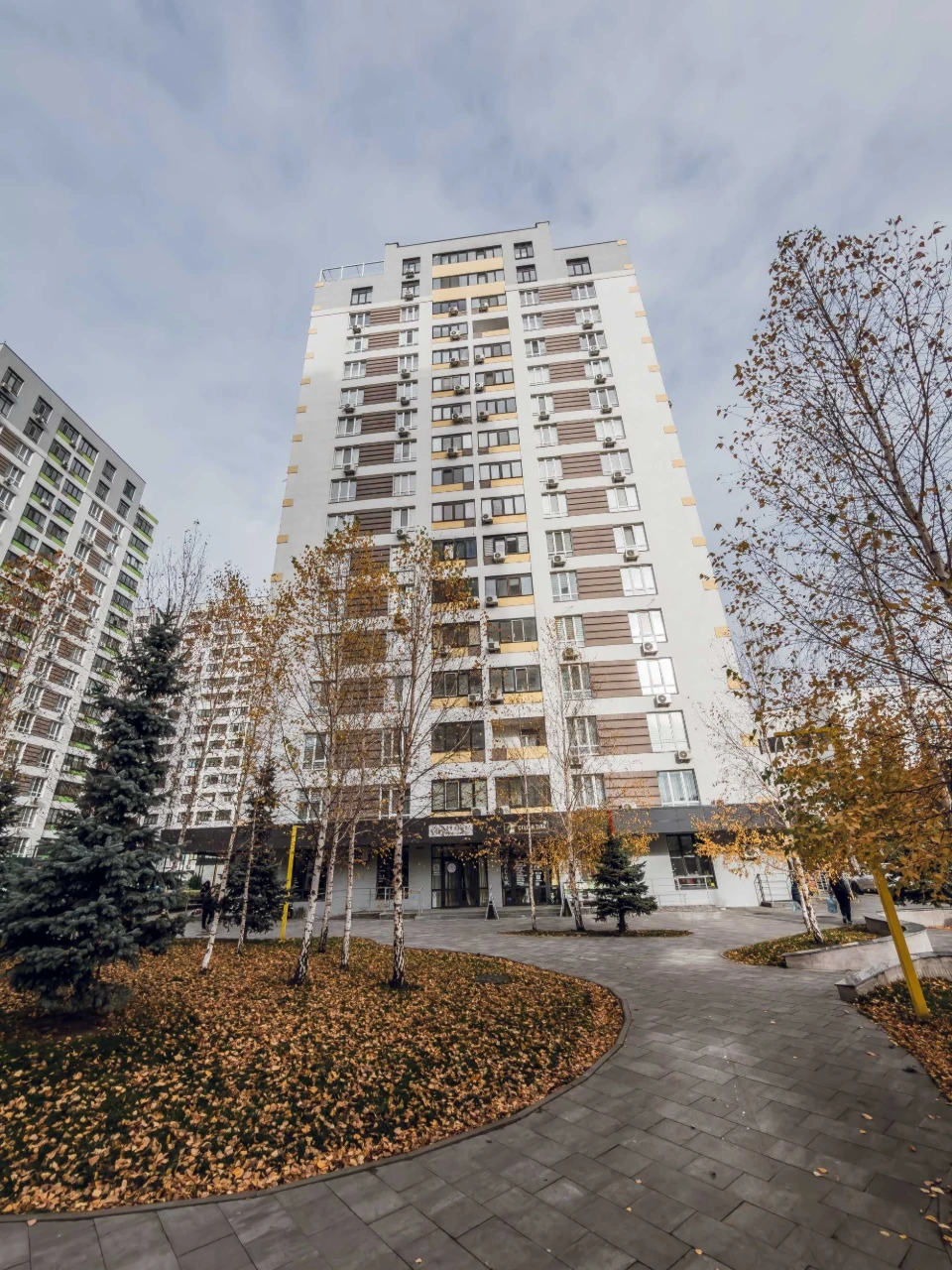 Простора 3к з новим ремонтом