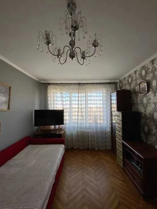 Продам 3к квартиру Вишневе, центр. ДЕРЖПРОГРАМИ