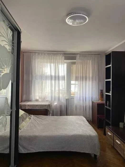 Продам 3к квартиру Вишневе, центр. ДЕРЖПРОГРАМИ