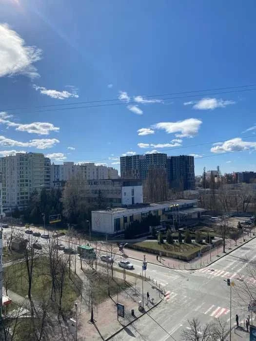 Продам 3к квартиру Вишневе, центр. ДЕРЖПРОГРАМИ