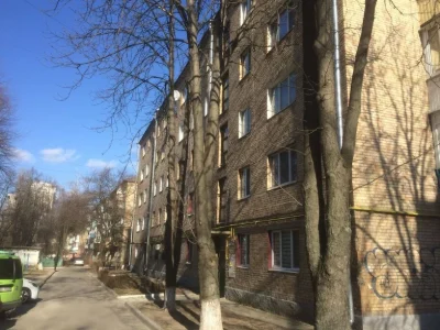 Центр міста!! Продам або обміняю 1/2 частину трикімнатної кв