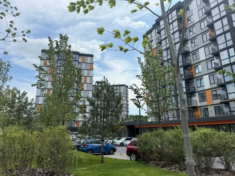 Продаж 2к квартира 65 м.кв. 5 поверх 84400 у.е. ЄОСЕЛЯ