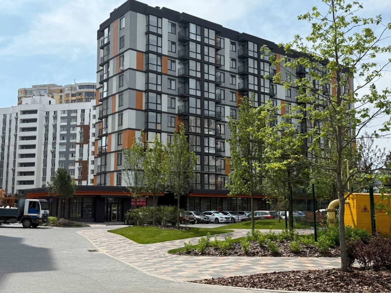 Продаж 2к квартира 65 м.кв. 5 поверх 84400 у.е. ЄОСЕЛЯ