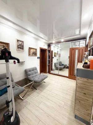 Продаж 3к квартири 84м2, новий ЖК, дизайнерський ремонт, Сла