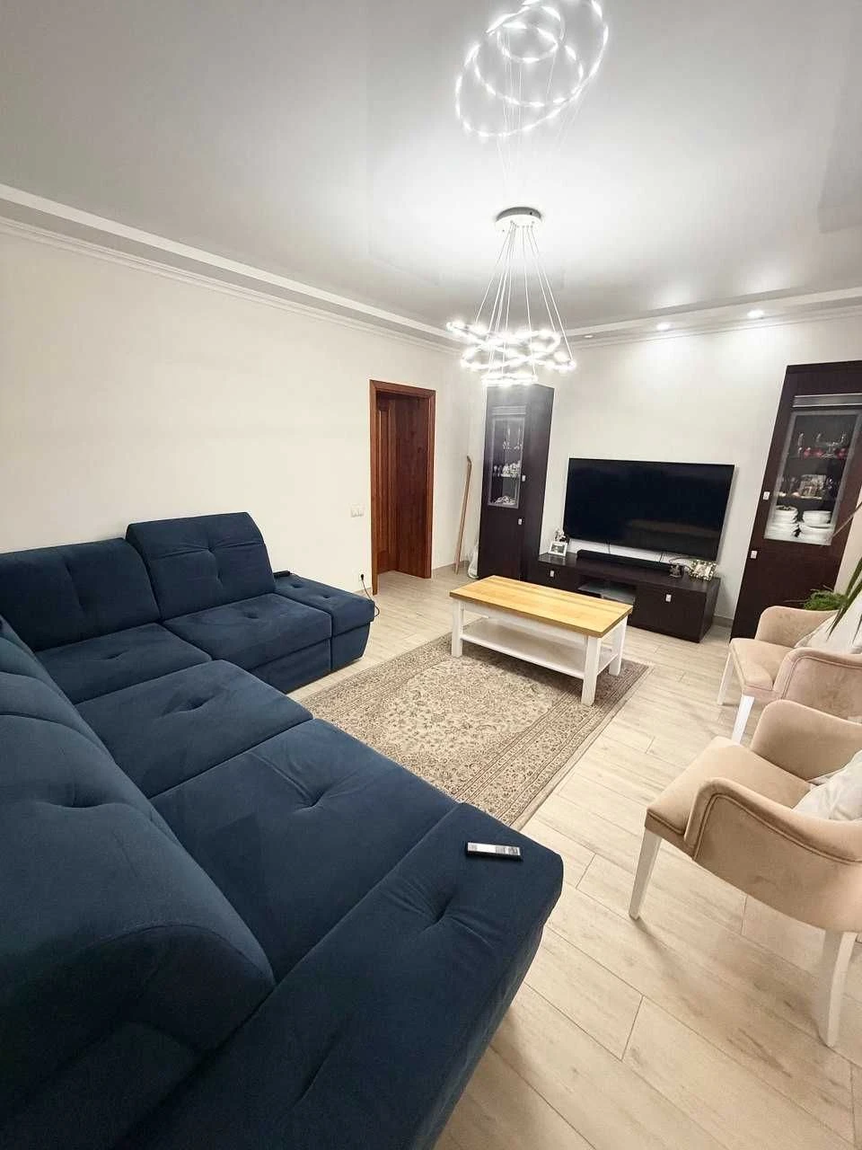 Продаж 3к квартири 84м2, новий ЖК, дизайнерський ремонт, Сла