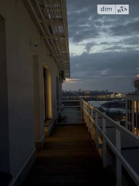 Sale of 6-room apartment 156.1 sq. m on Dniprovska embankment 18B • ID