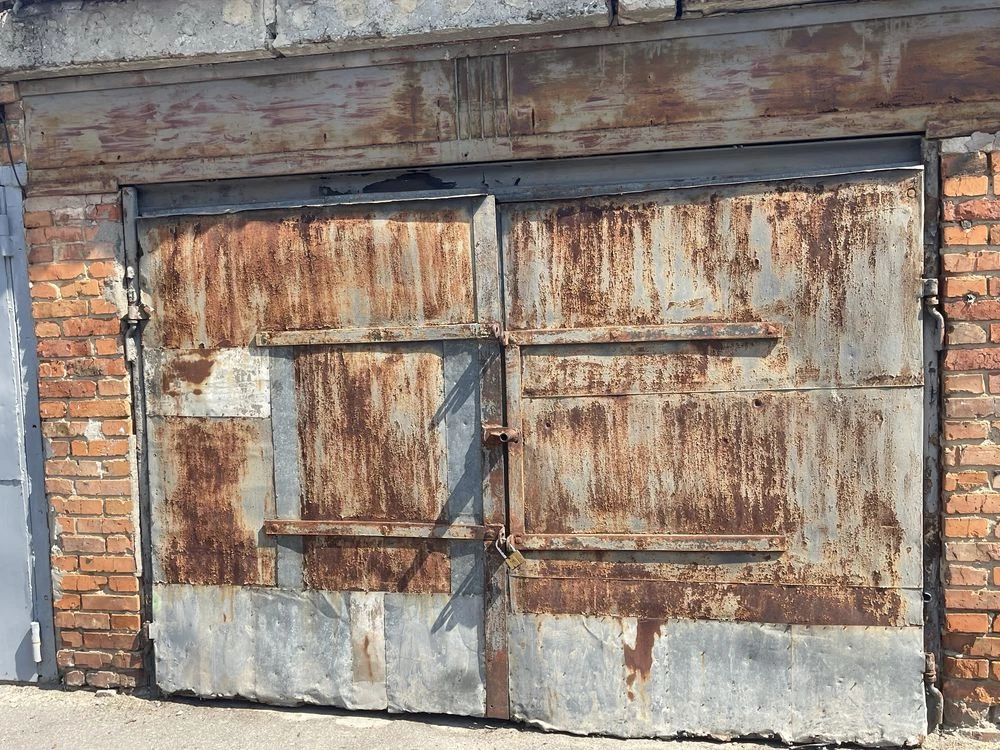 Продается гараж в центре города Жмеринка с документами