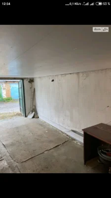 Garage with cellar, with documents