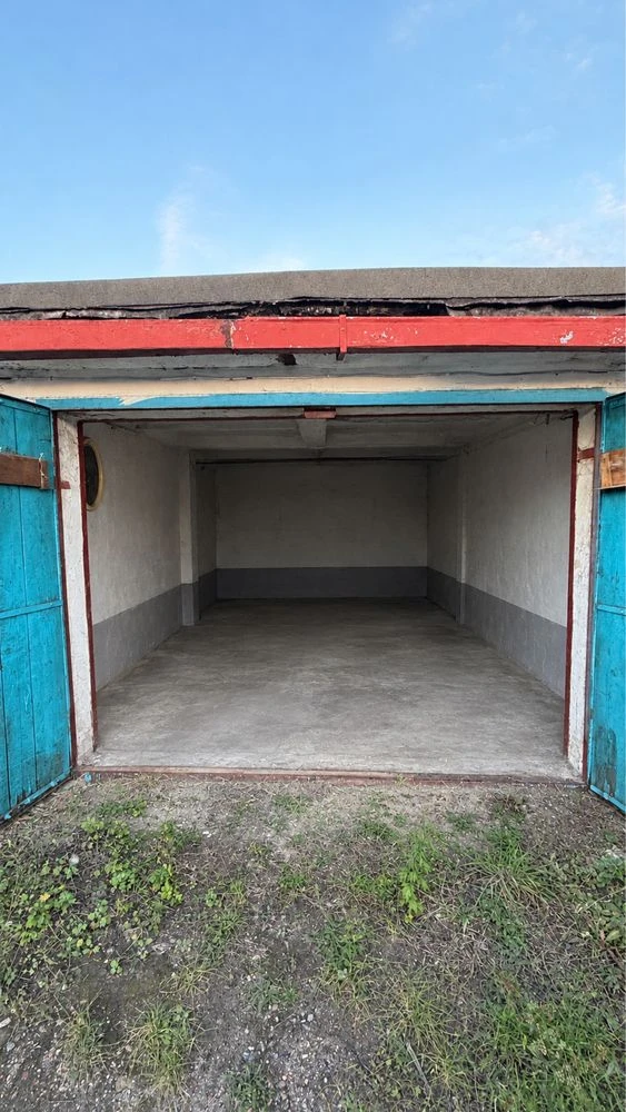 For Sale: Garage in the area of the Mining Rescue Service in NovoVolynsk