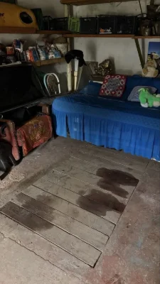 Продам хорошый шырокий гараж . Прадажа срочная