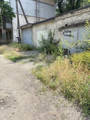 Продам капитальный гараж в г. Каменское, ул. Московорецкая.