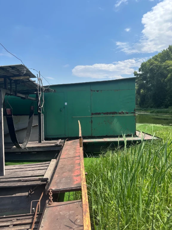 Продам Лодочный гараж, городская лодочная станция Волна