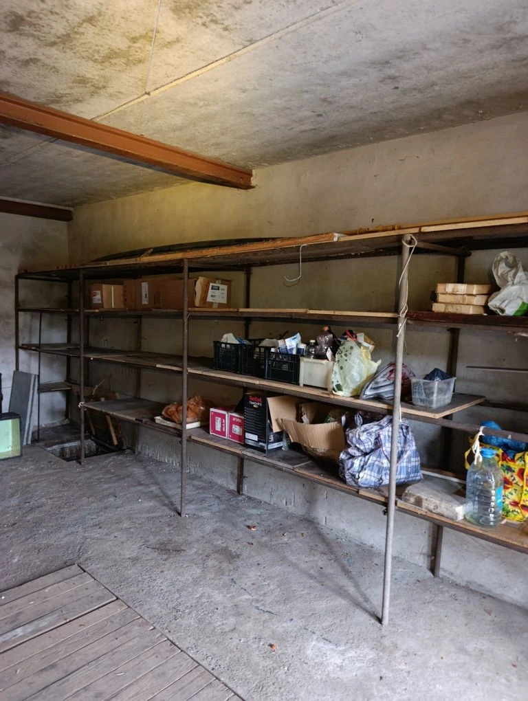Garage in Mudrenaya in the Gornich Cooperative