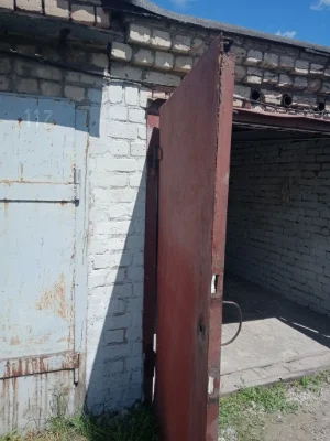 Необхідно продати свій гараж.