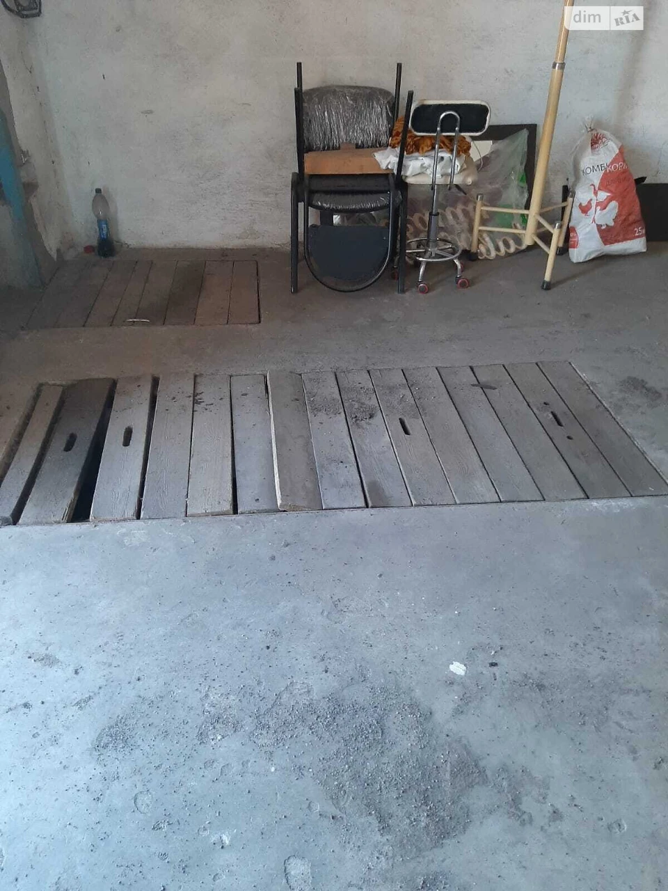 Garage in a Garage Cooperative - Central City