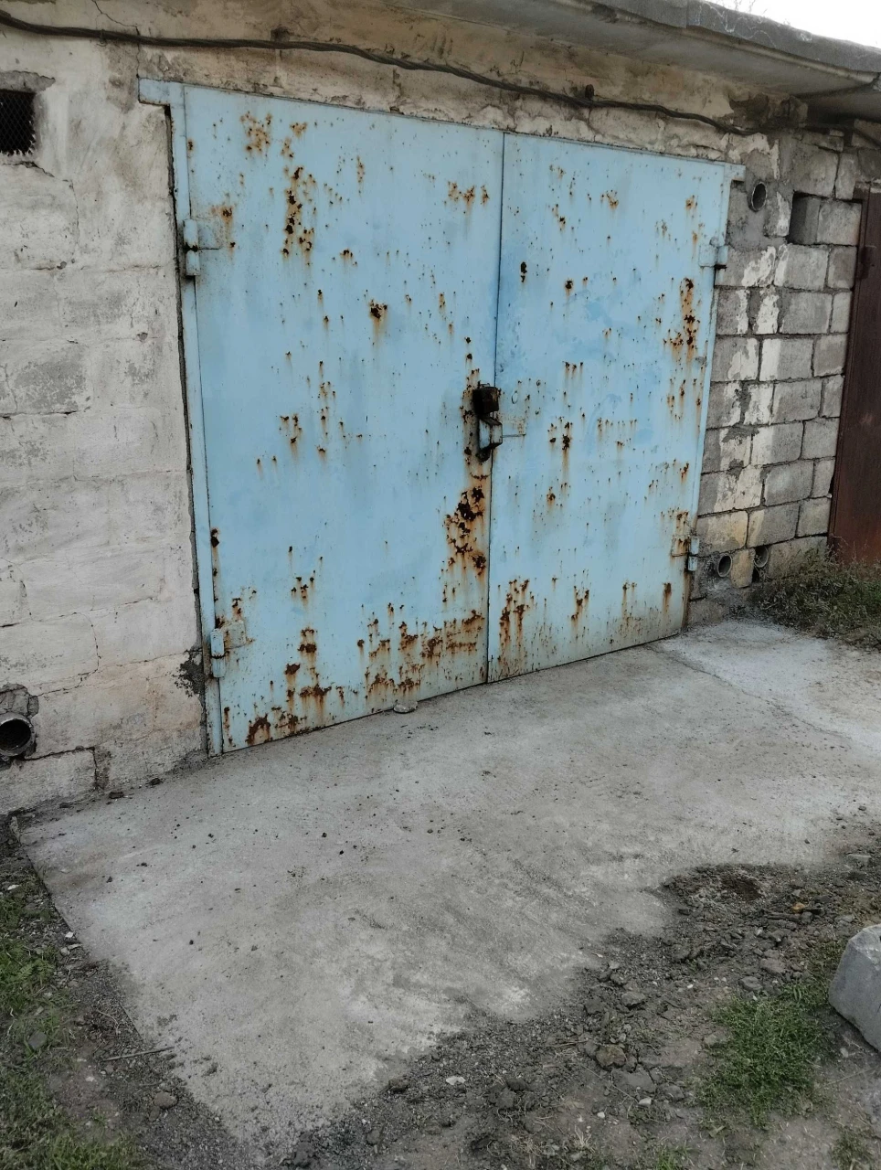 Продается гараж в кооперативе "Первомайський 3" (ПЖРК).