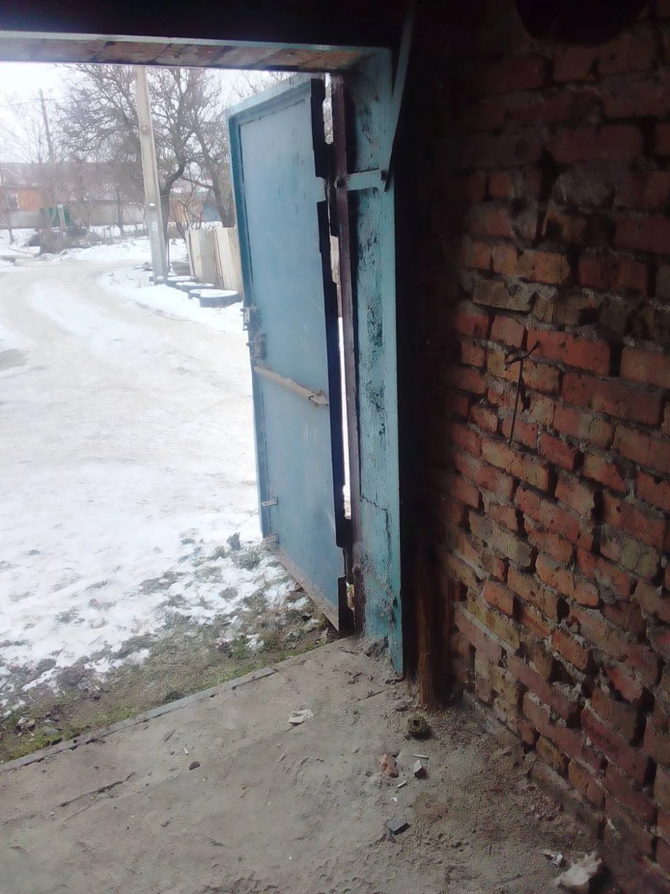 Brick garage for sale
