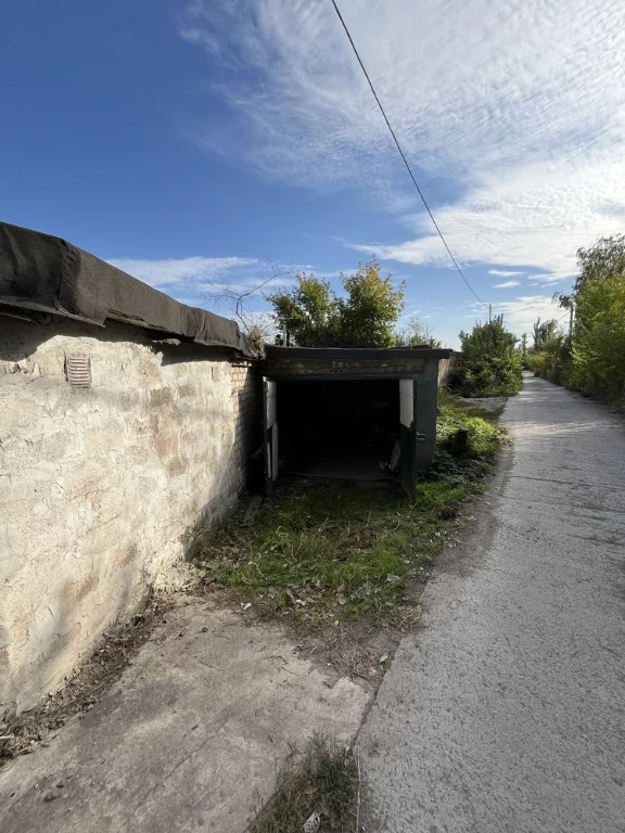 For Sale: Garage on Leonid Borodycha Street