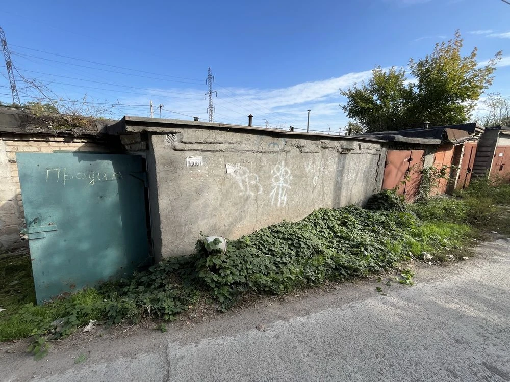 For Sale: Garage on Leonid Borodycha Street