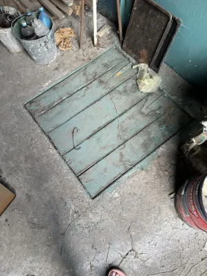 For sale: Metal garage