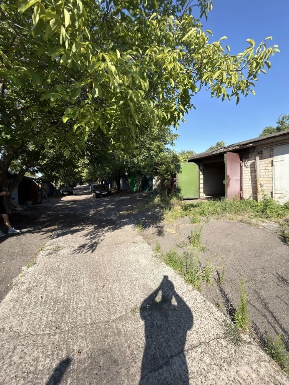 Garage at Cosmonauts Street