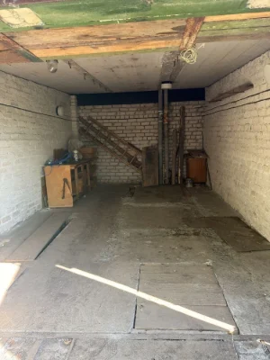 Garage at Cosmonauts Street