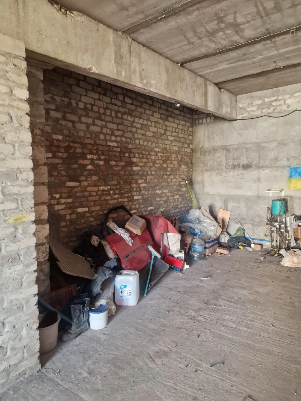 Продается большой капитальный гараж