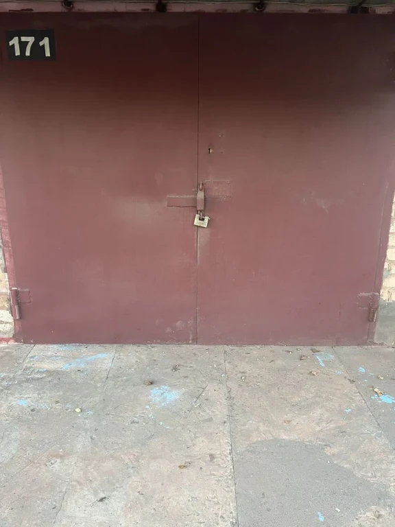 For Sale: Garage in GSC Dzerzhynetsk, near Balhash Street, near the parking lot