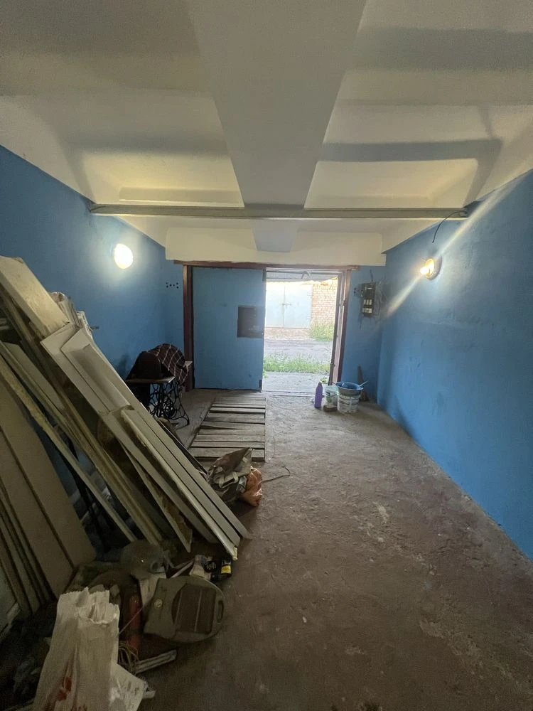 For Sale: Garage in GSC Dzerzhynetsk, near Balhash Street, near the parking lot