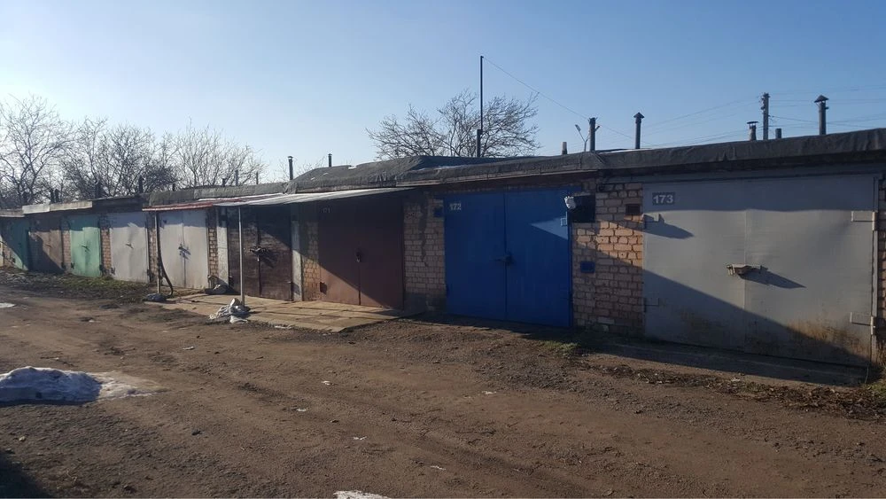 For Sale: Garage in GSC Dzerzhynetsk, near Balhash Street, near the parking lot