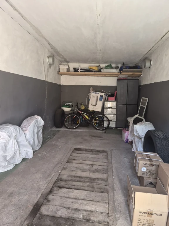 For Sale: Garage near Kobylyanoskaya Street, near Pushkin Street, Balhashskaya stop!