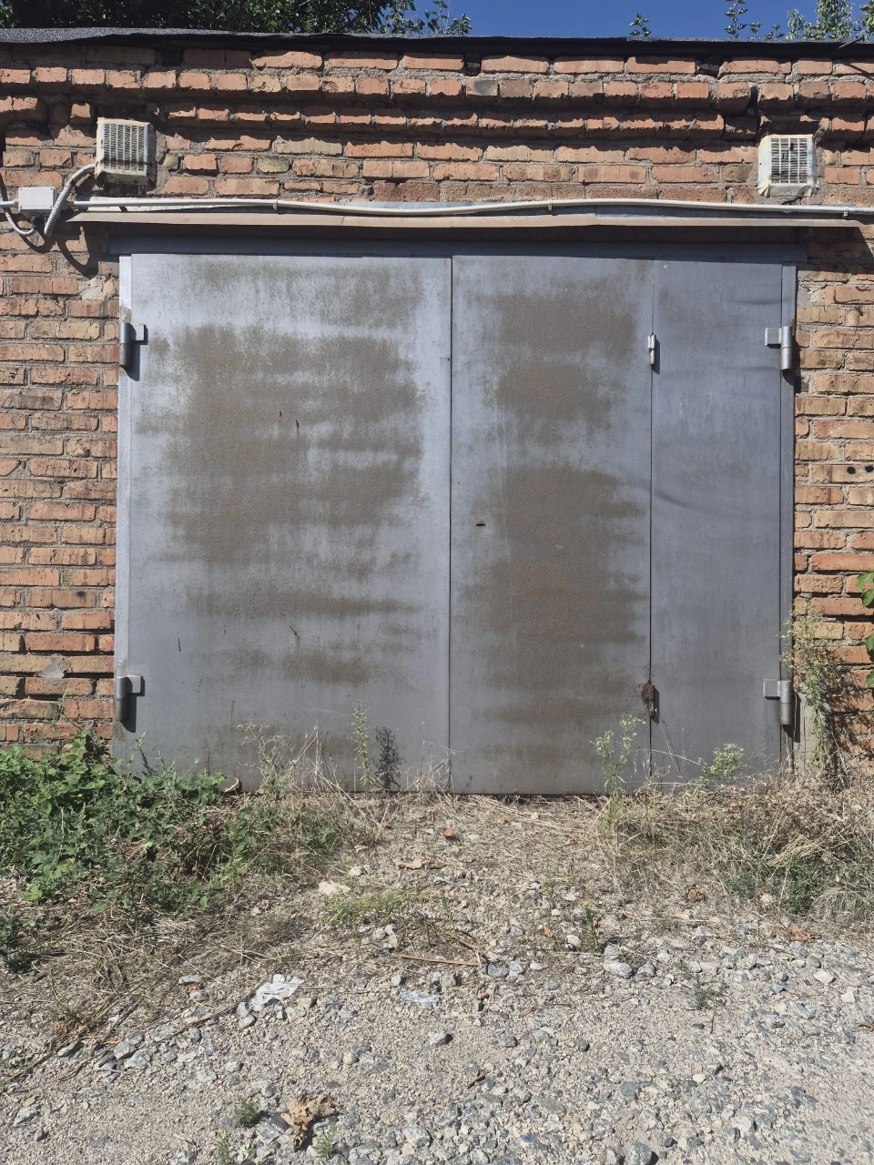 For Sale: Garage near Kobylyanoskaya Street, near Pushkin Street, Balhashskaya stop!