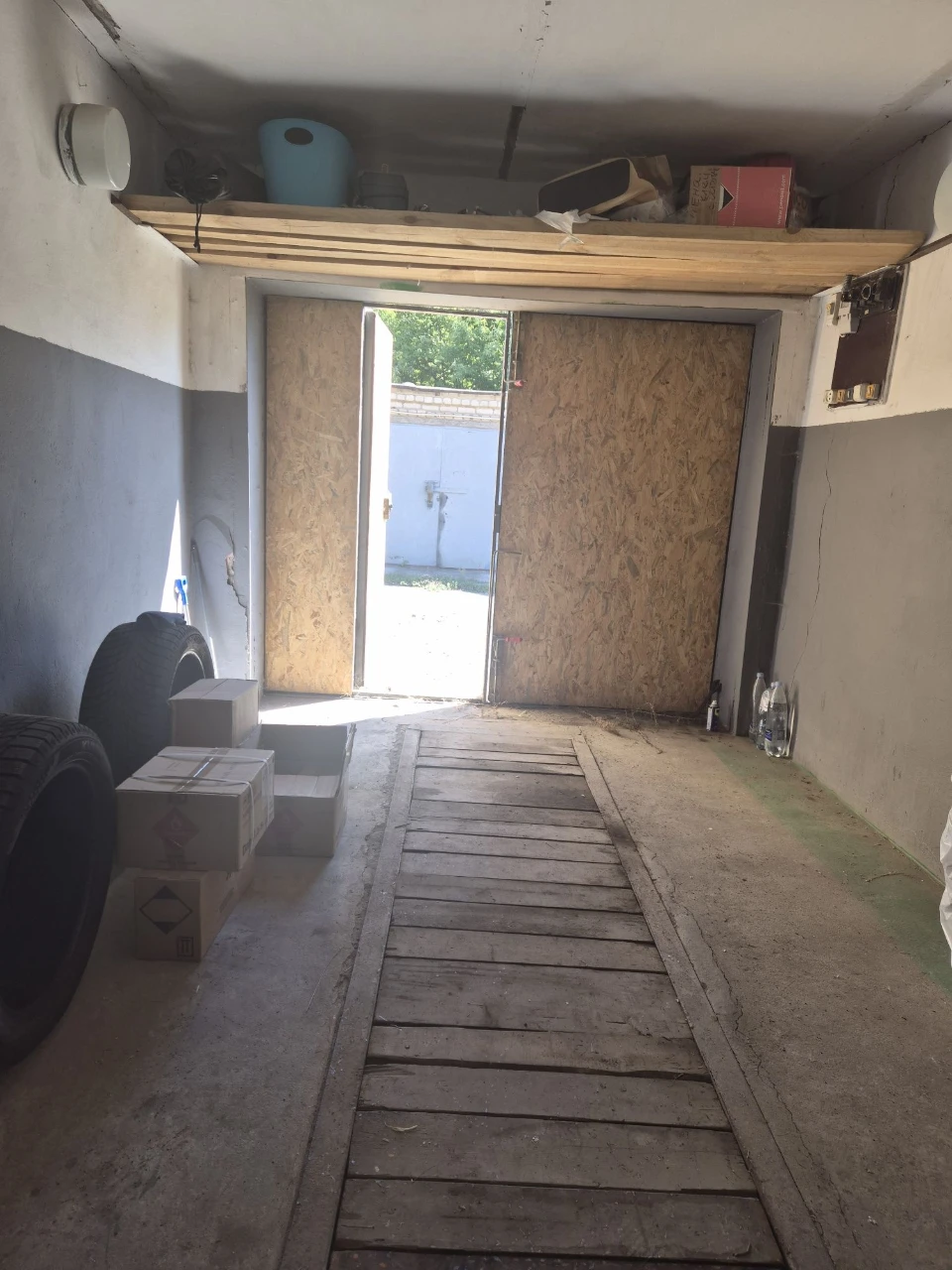 For Sale: Garage near Kobylyanoskaya Street, near Pushkin Street, Balhashskaya stop!