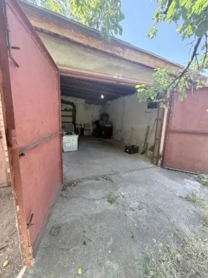 Garage for sale, Sukha Balka