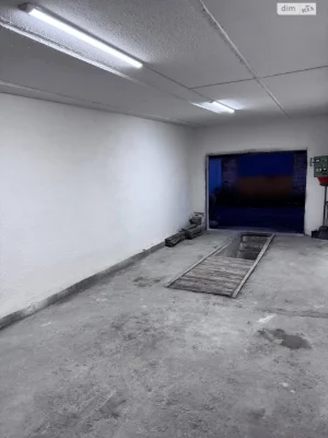 Garage Space for Sale in a Garage Cooperative