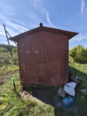 For Sale: Garage-House near Lozvatka