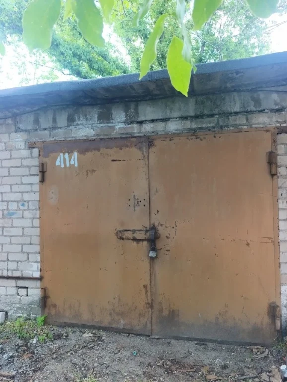 Продається гараж в кооперативі "Восход"